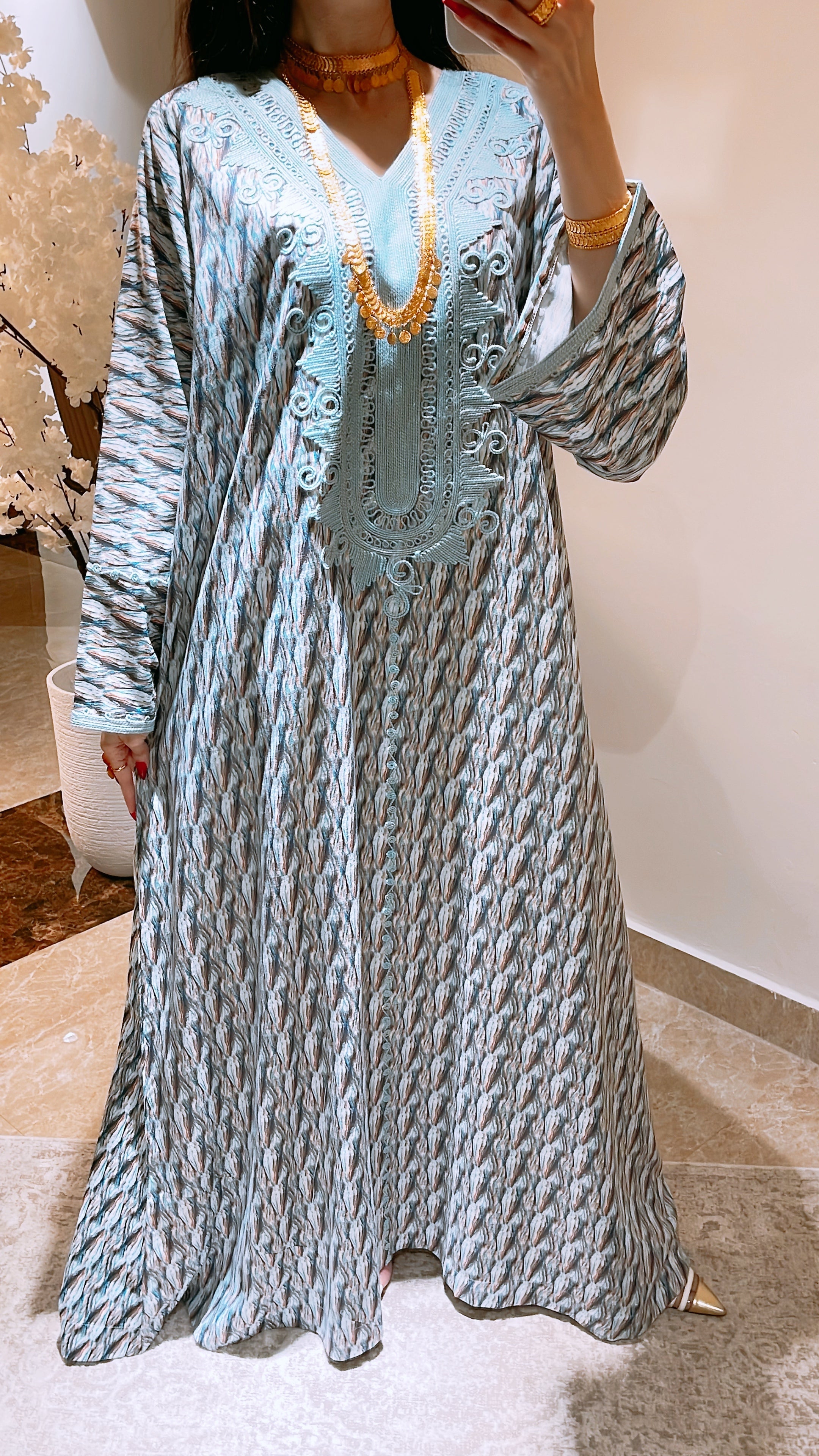 Selected Variant Image